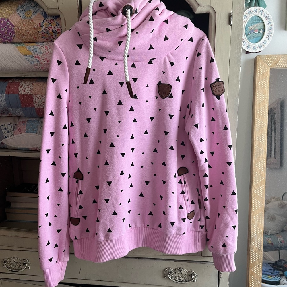 Wanakome pink and Black Geometric Sweatshirt sz L